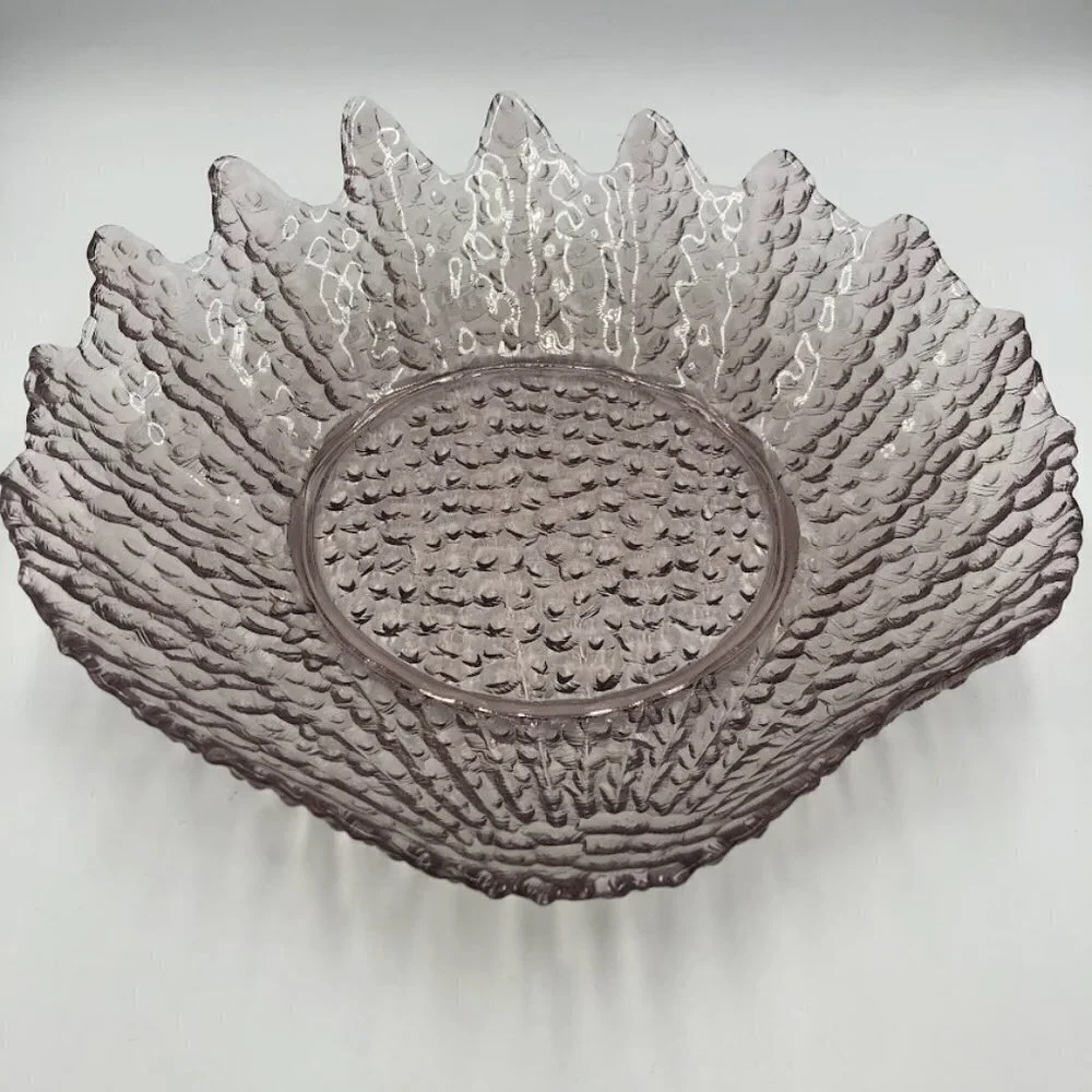 Pink Shell Shaped Appetizer Snack Bowls Set of 7 Scallop Edges 1 Big 6 Small